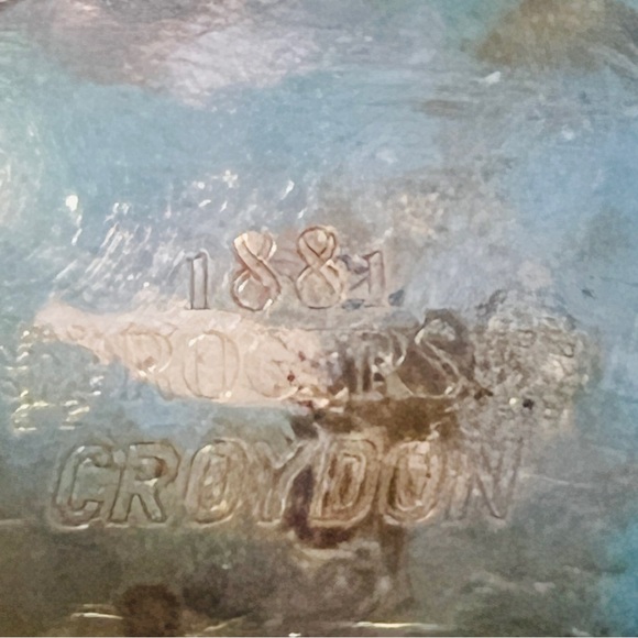 Vintage 1881 Rogers Croydon Silverplate Holloware Sugar Bowl and Creamer Set - Picture 9 of 11